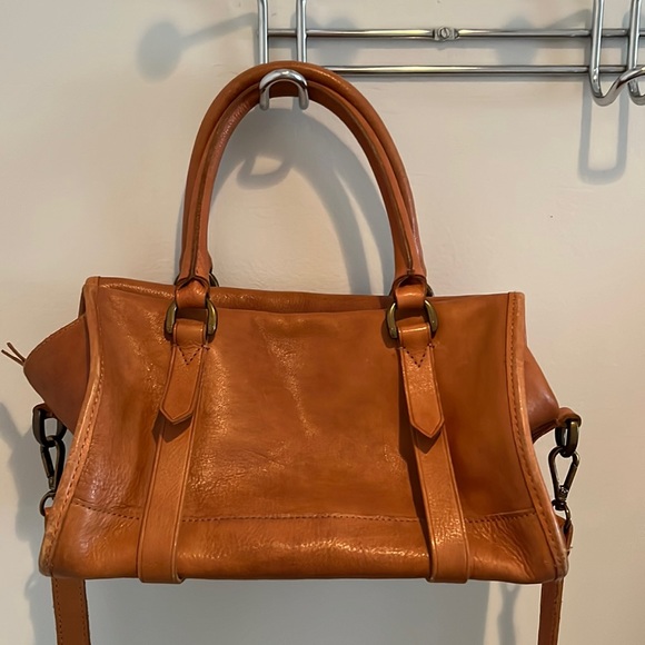 Madewell Handbags - Madewell Tan Leather Purse
